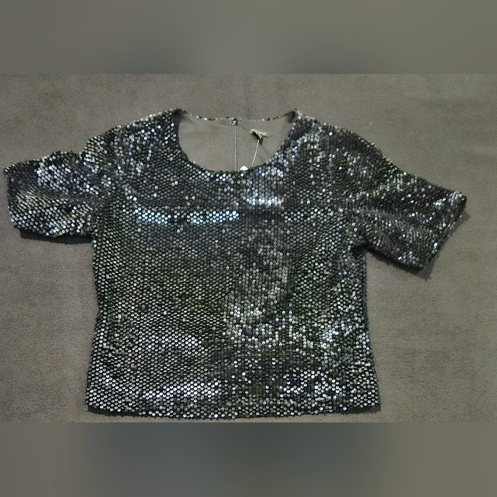 Ann Taylor Womens Sequin Short Sleeve Black Top W/Navy Sequins Size Medium NWT‎